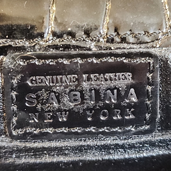 SABINA New York Black Genuine Leather wallet - Picture 2 of 8